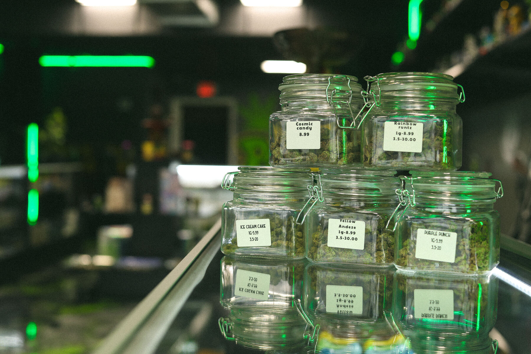 Delta 8 flower at PUFFZ Smoke Shop Tampa